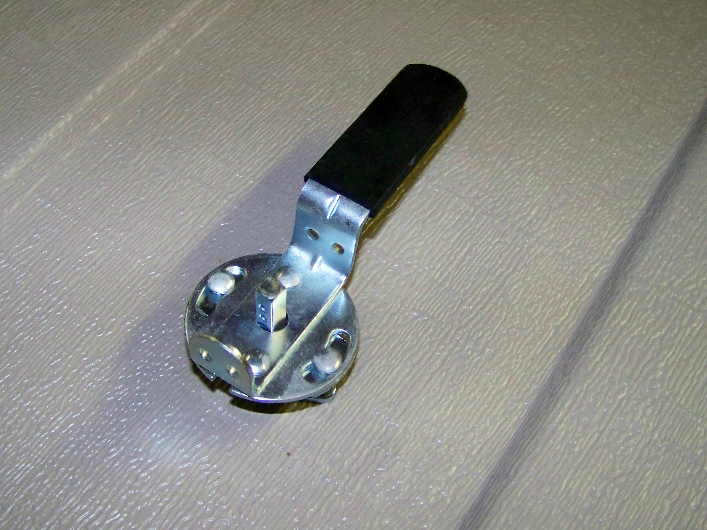 New Garage Door Handle Lock Parts for Small Space