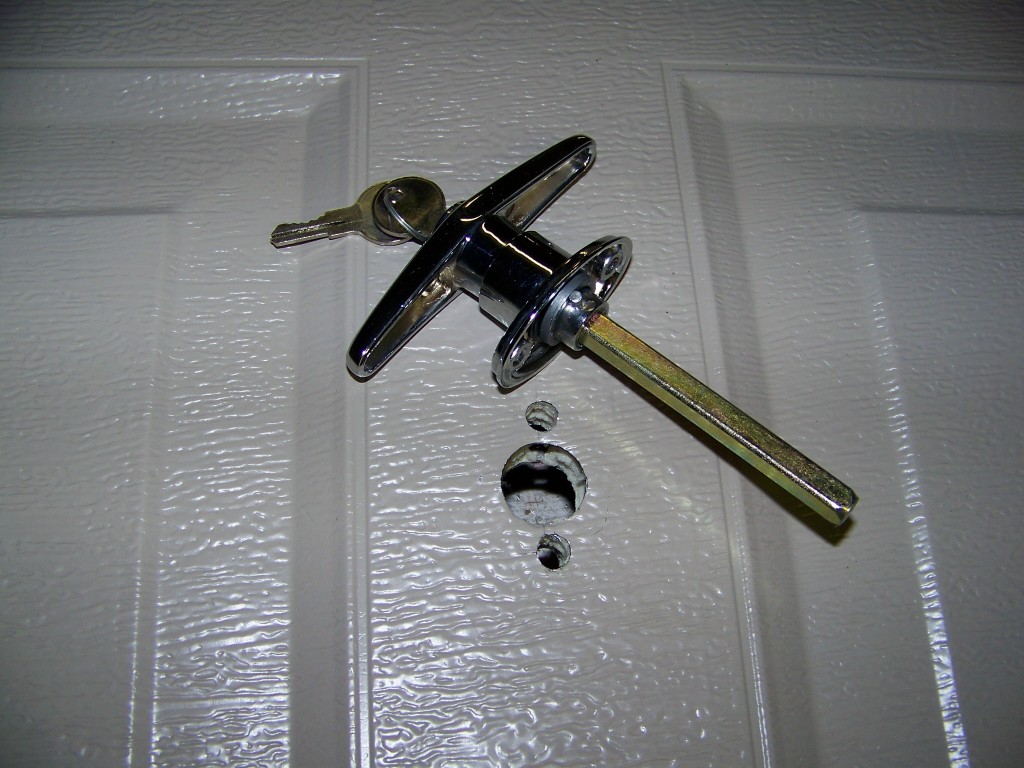 Garage Door Lock - FL2 13 1024x768