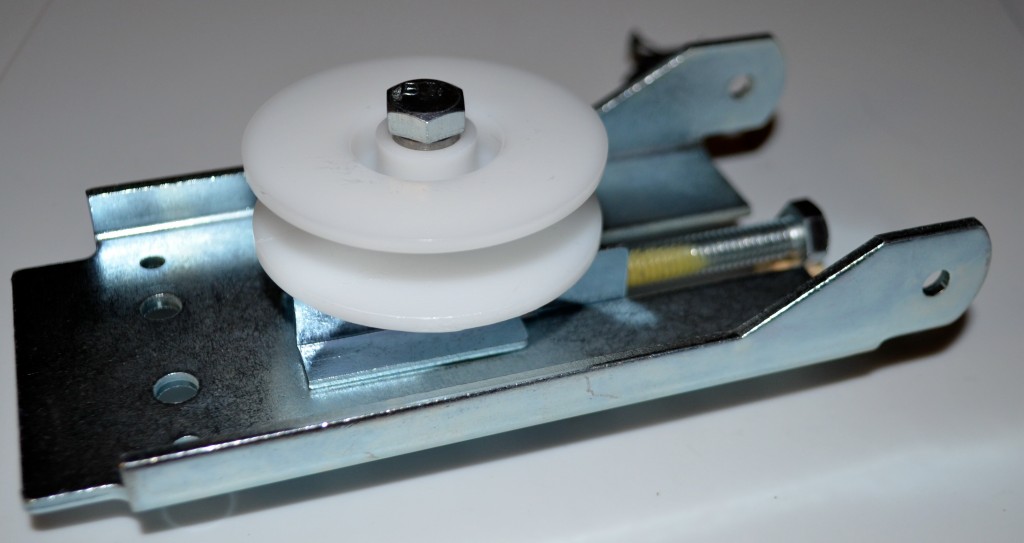 GENIE GARAGE DOOR OPENERTRAIL FRONT PULLEY KIT 26966D